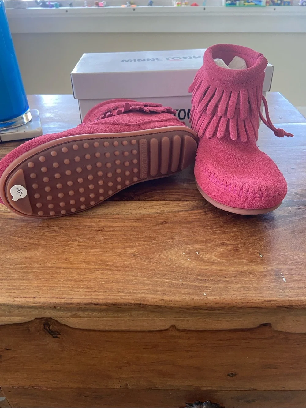 NWT Kids' Pink Suede Fringe Minnetonka  Moccasin Boots